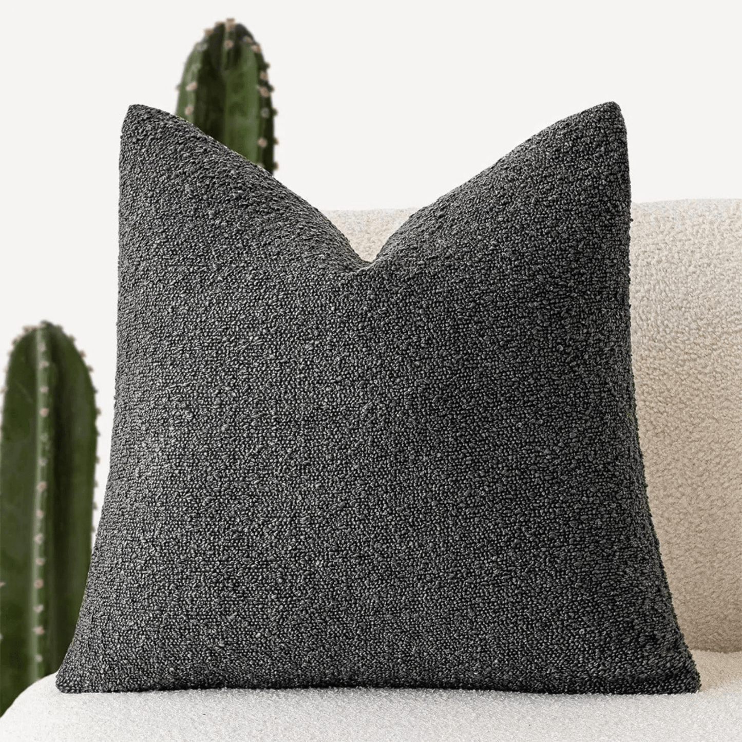 Elegant pudebetræk i tidløst design til sofa og seng
