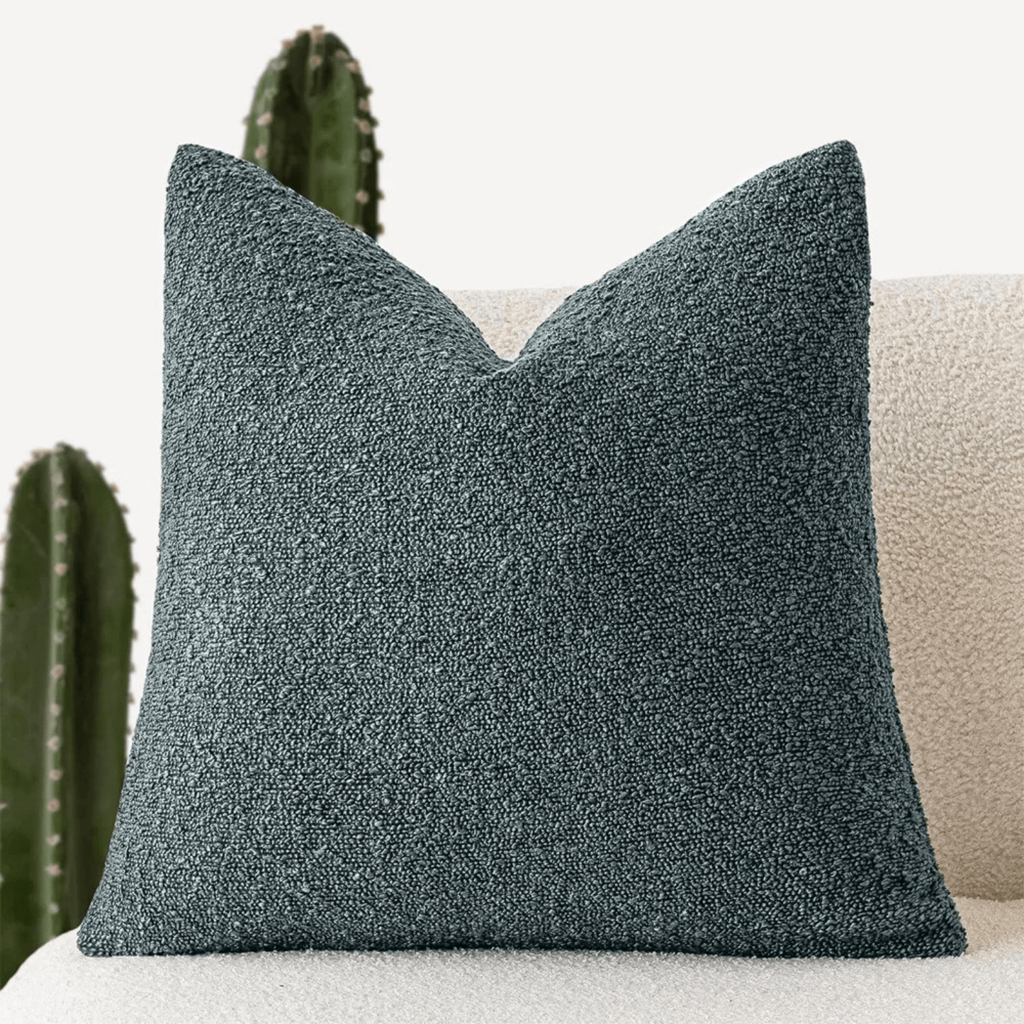Elegant pudebetræk i tidløst design til sofa og seng
