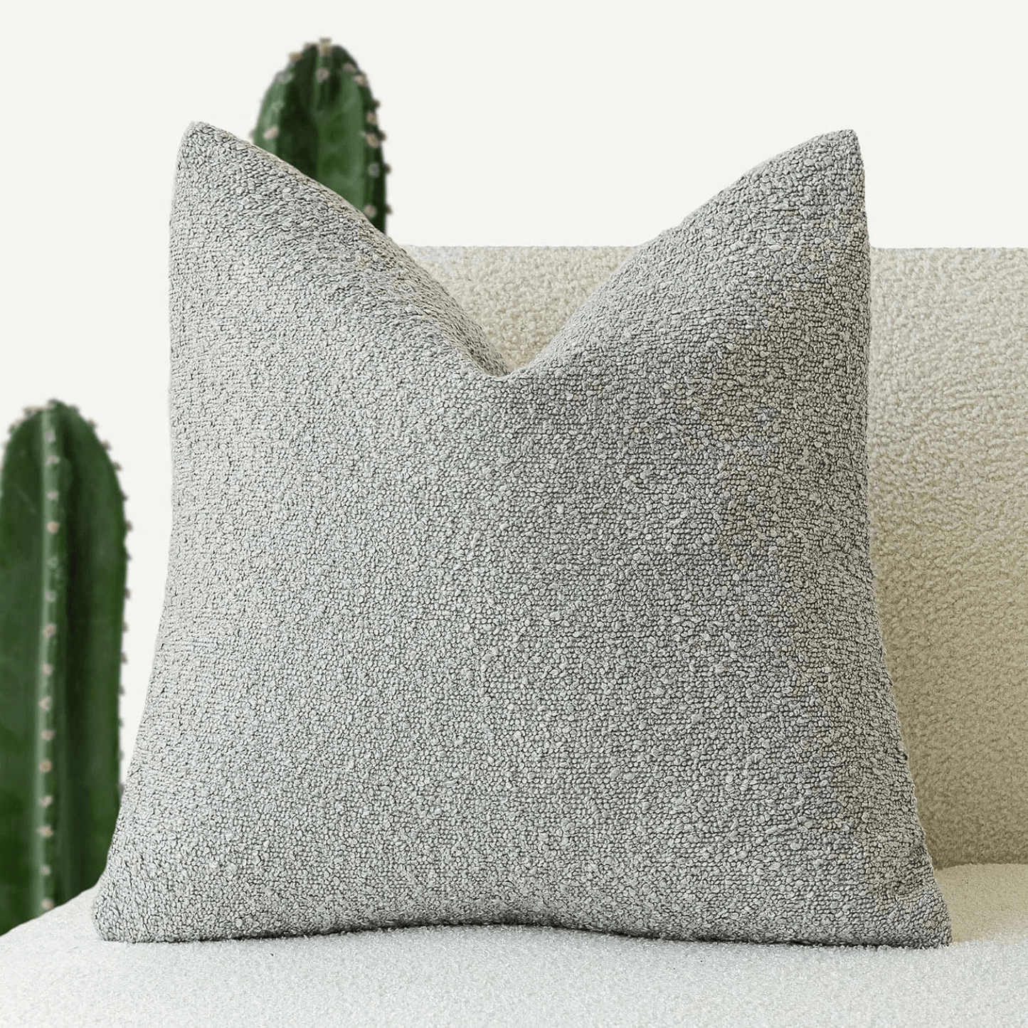 Elegant pudebetræk i tidløst design til sofa og seng